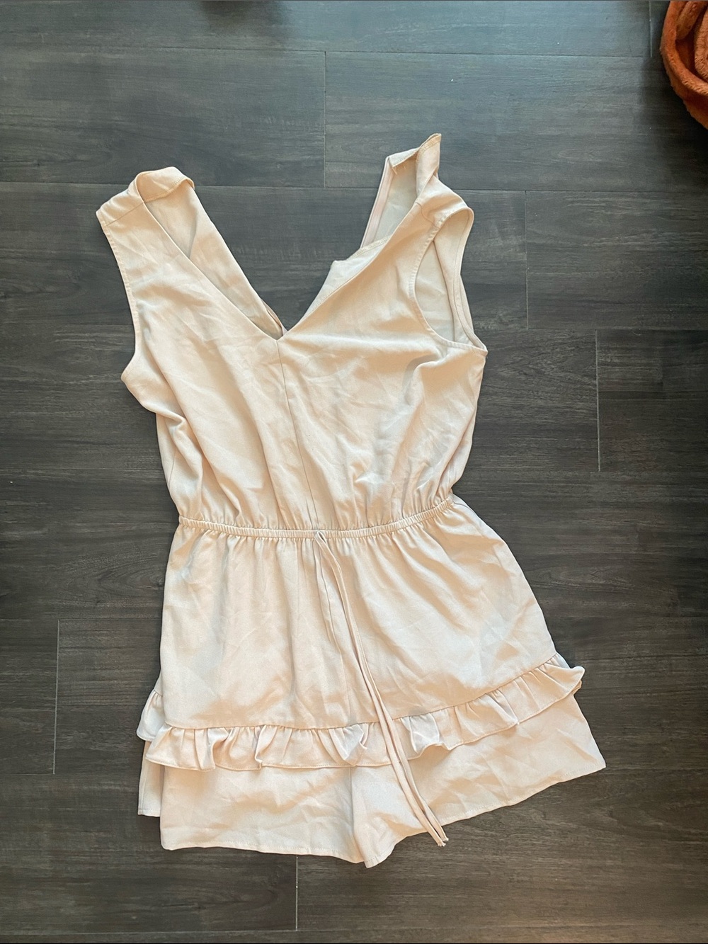 Amazon Cream Ruffle Romper - Picture 2 of 4